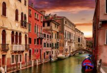 Jak jest gondolą po angielsku? Jak jest gondolą po angielsku?