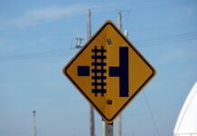 Czy nielegalne przekroczenie granicy to przestępstwo?