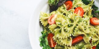 Ile kosztuje obiad w Pradze 2023?