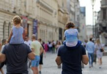 Ile koron na weekend w Pradze?