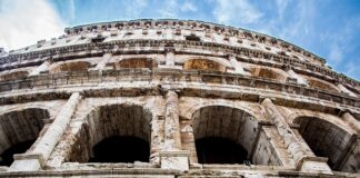Ile czasu trwa zwiedzanie Koloseum?
